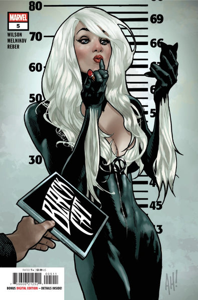 BLACK CAT #5 : Adam Hughes Cover A (2025)