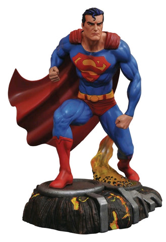 Superman - Comic Gallery PVC Statue